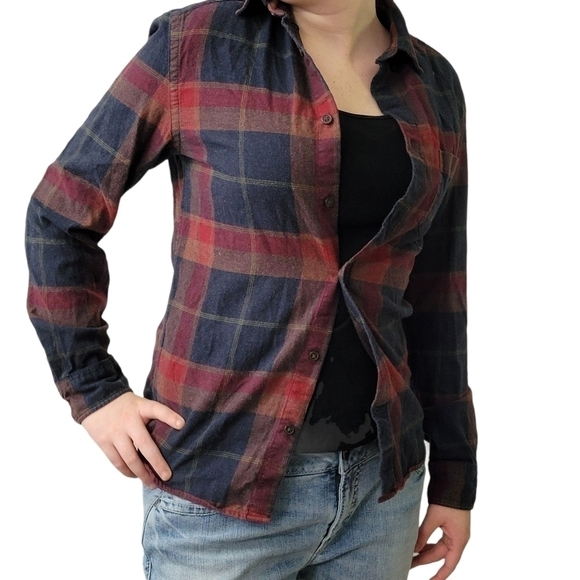 Burgandy Plaid Flannel Regular Fit High Low Button Front Shirt Size XS - Picture 4 of 12